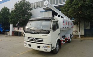 东风多利卡8吨国四散装饲料运输车